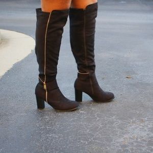 Black Knee High Zip Boots